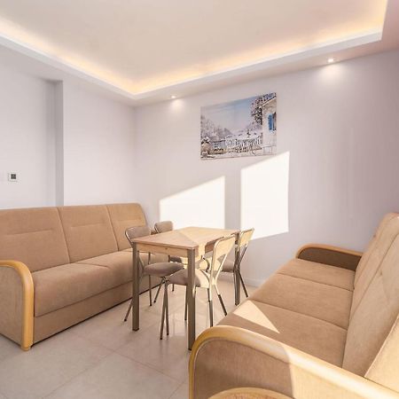 Apartamenty Flamingo By Noclegi Renters Miedzyzdroje Exterior photo