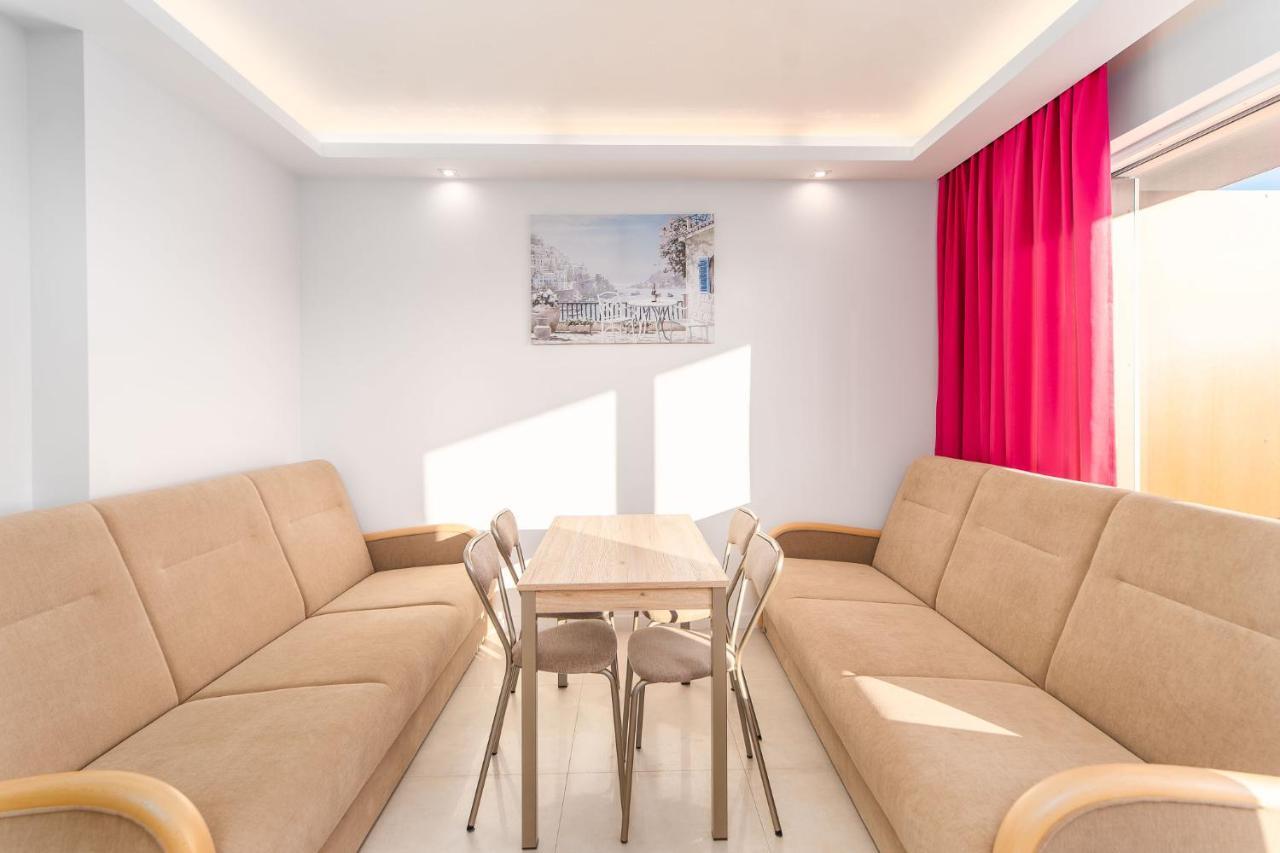 Apartamenty Flamingo By Noclegi Renters Miedzyzdroje Exterior photo